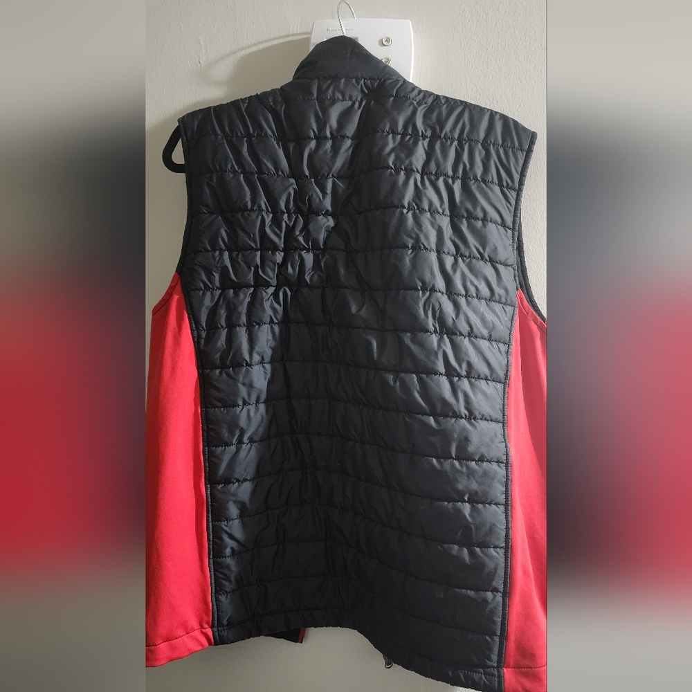 Audi vest